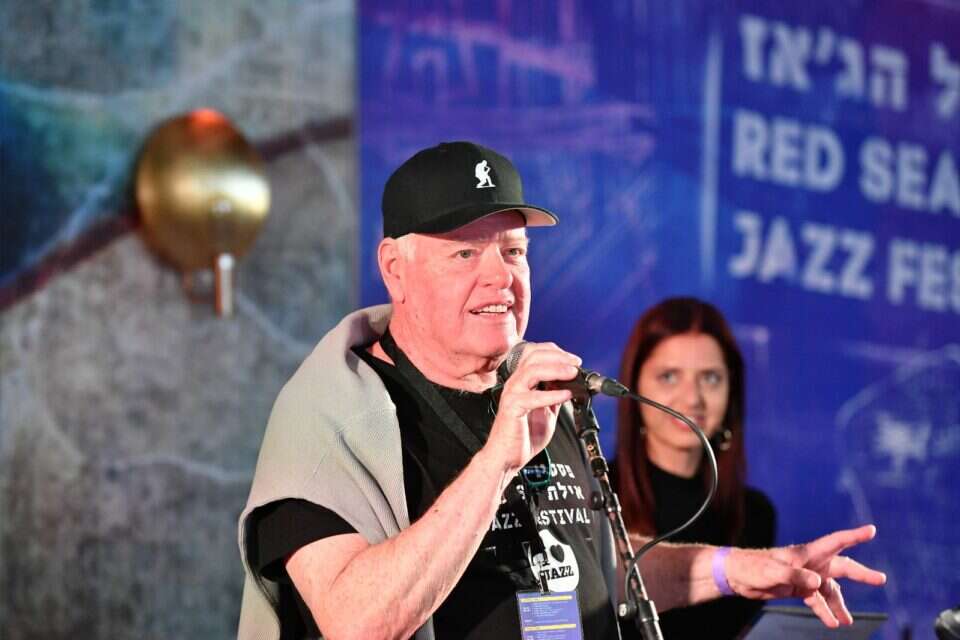שדרן הרדיו והעורך המוזיקלי דובי לנץ , יהודה בן יתח