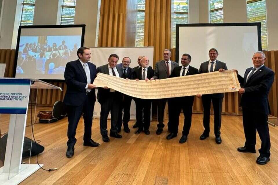 200 עולים יגיעו מצרפת לישראל , ללא