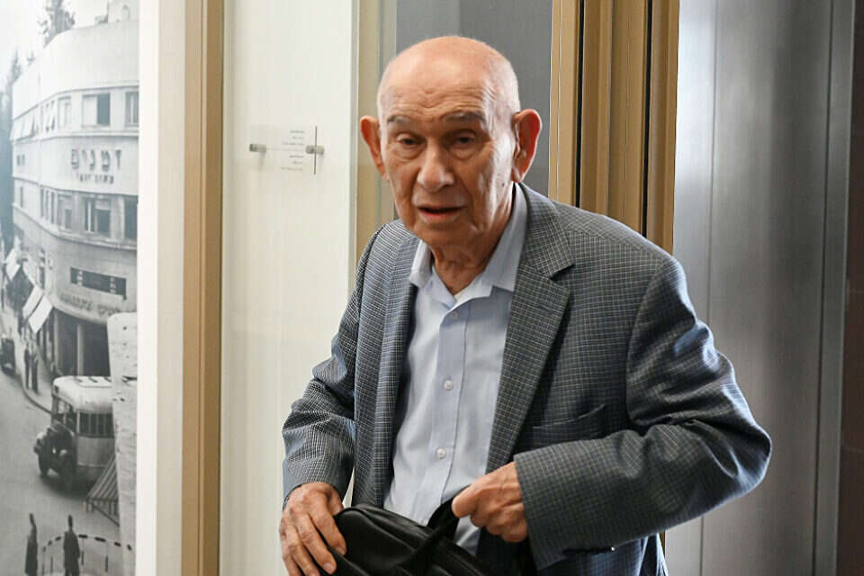 שייקה ברקת , יוסי זליגר