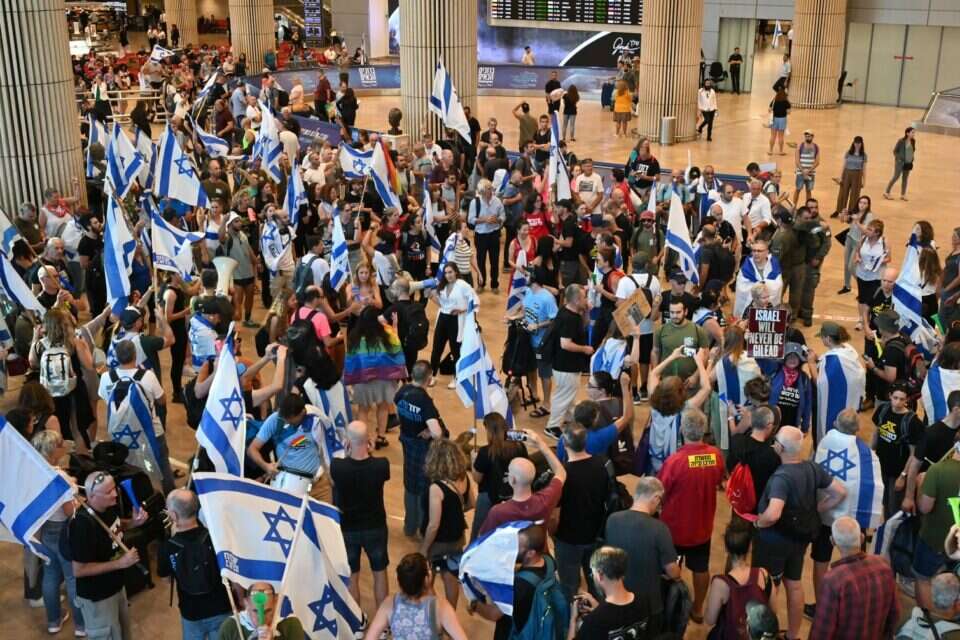 המחאה בנתב"ג