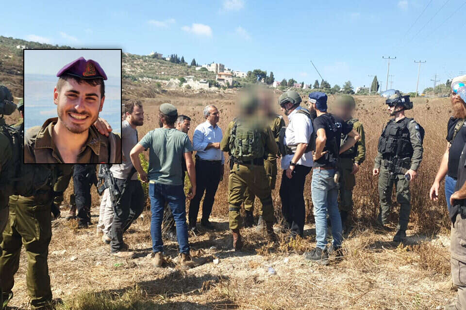 הלוחם שילה יוסף אמיר על רקע זירת הפיגוע באזור קדומים , דובר צה"ל, TPS