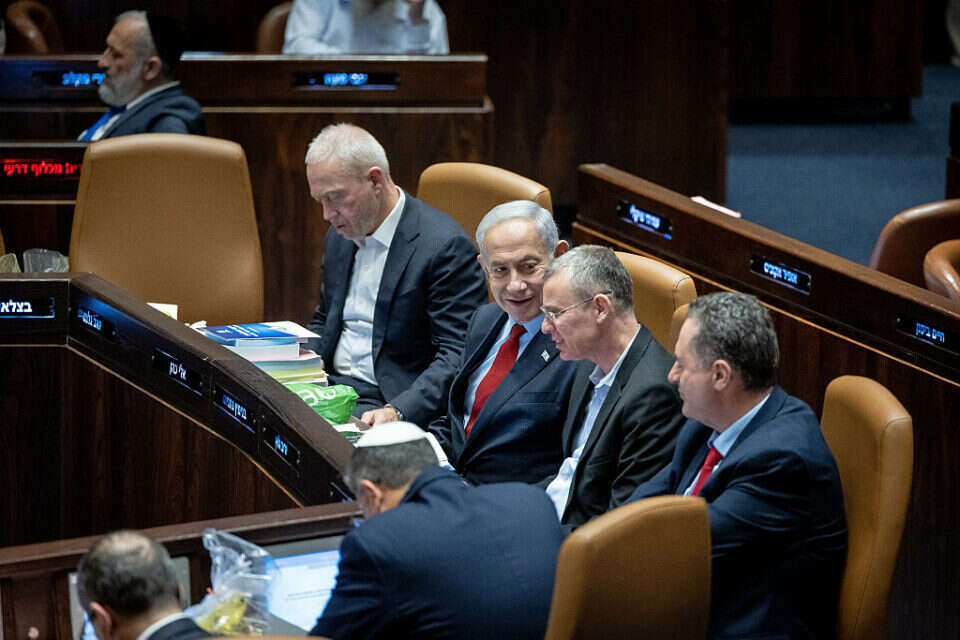 דחייה נוספת. נתניהו ושרי הממשלה , יונתן זינדל/פלאש90