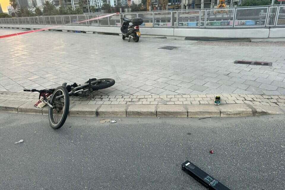 זירת התאונה בתל אביב , דוברות מד"א