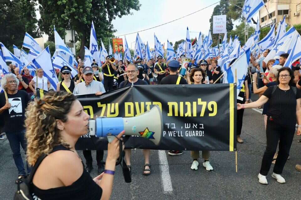 המחאה נגד הרפורמה המשפטית , הרצי שפירא