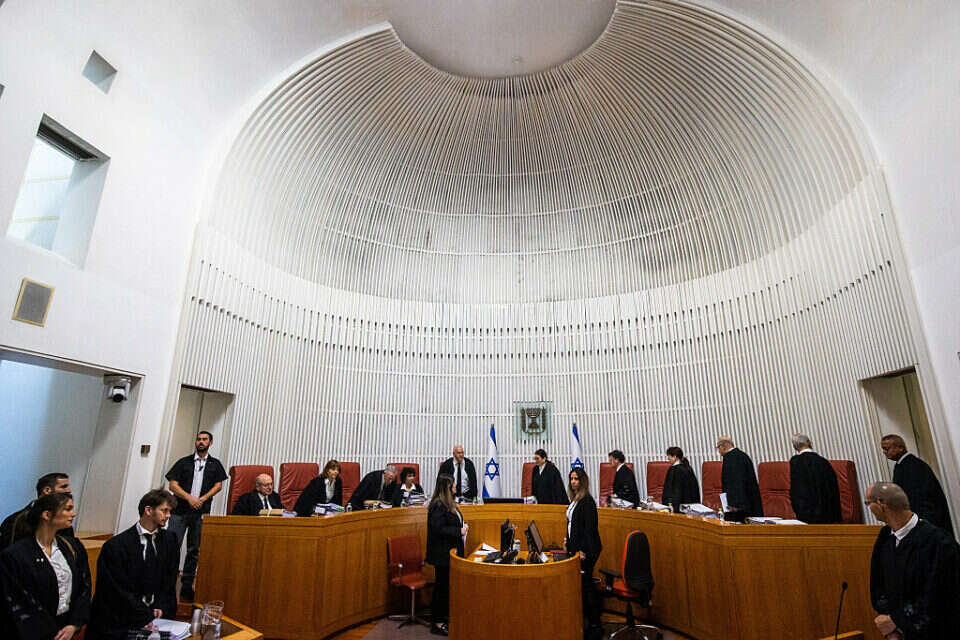 בית המשפט העליון , אורן בן חקון