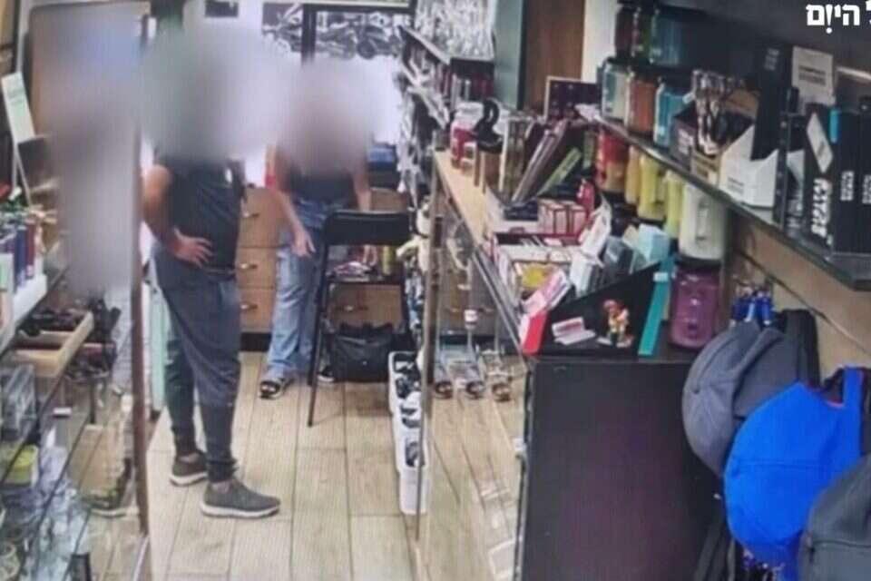 תיעוד של הגנב הסדרתי , דוברות המשטרה