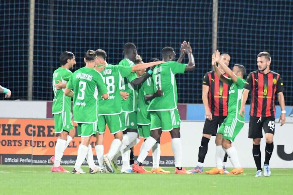 שחקני חיפה חוגגים את השלישי. אופ"א לא קיבלו את הטענות , מכבי חיפה, האתר הרשמי