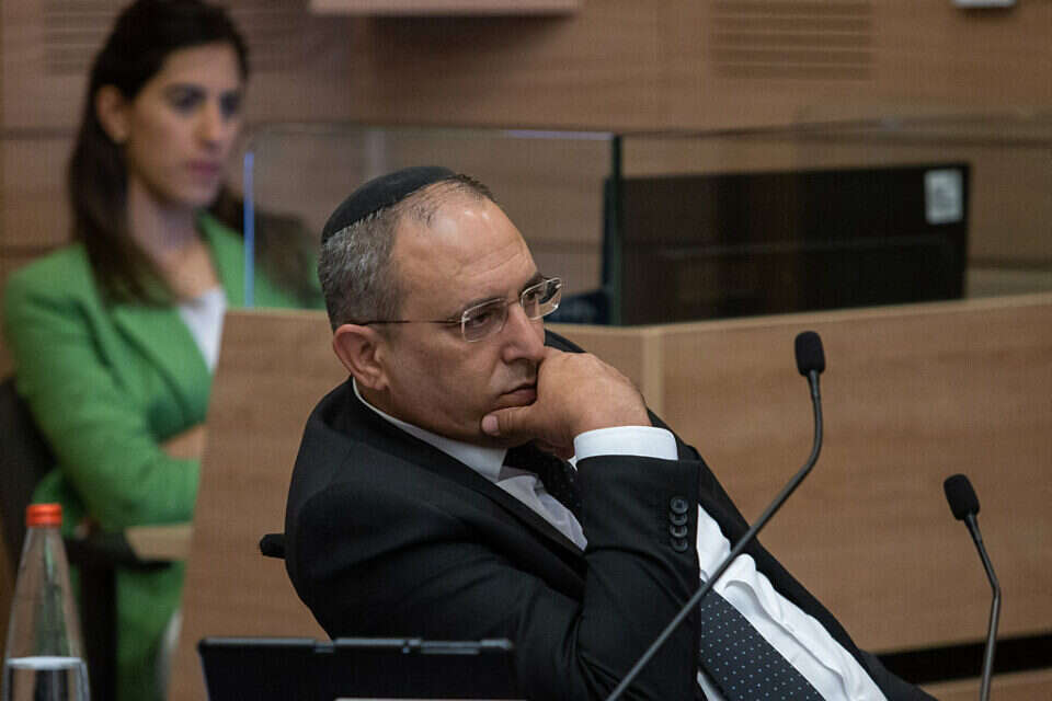 ח"כ אליהו רביבו , אורן בן חקון
