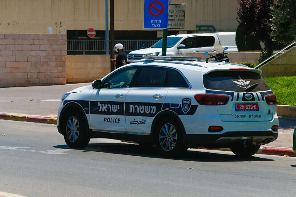 ניידת משטרה אילוסטרציה