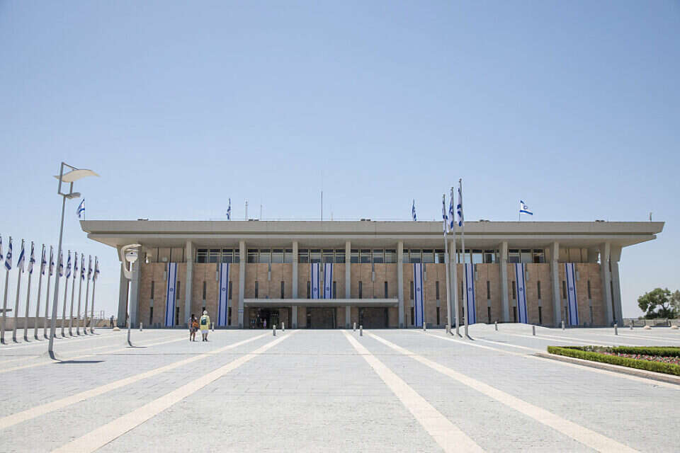 בניין הכנסת , נעם ריקבין פנטון