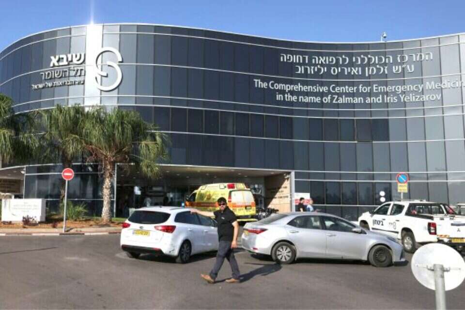 שוב בטופ, ביה"ח שיבא , אי.אף.פי