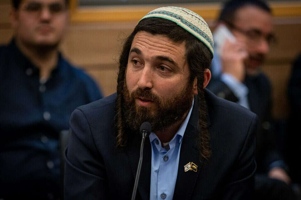 ח"כ צבי סוכות , אורן בן חקון