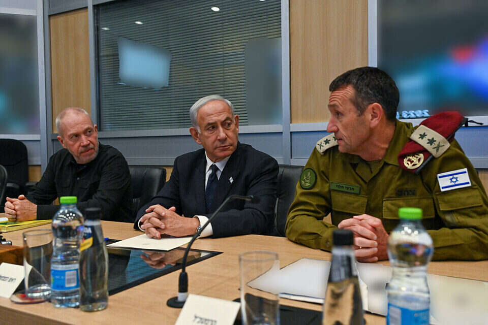 הרמטכ"ל הרצי הלוי, ראש הממשלה נתניהו ושר הביטחון גלנט (ארכיון)