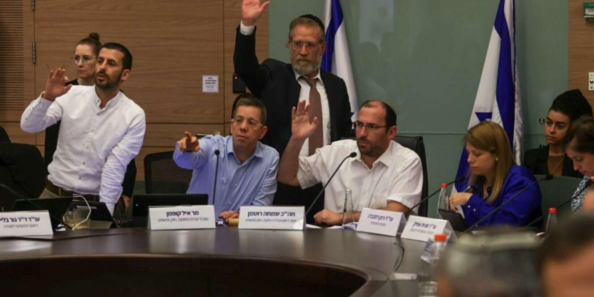 בוועדת חוקה מאשרים את חוק צמצום עילת הסבירות לקריאה שנייה ושלישית , אורן בן חקון