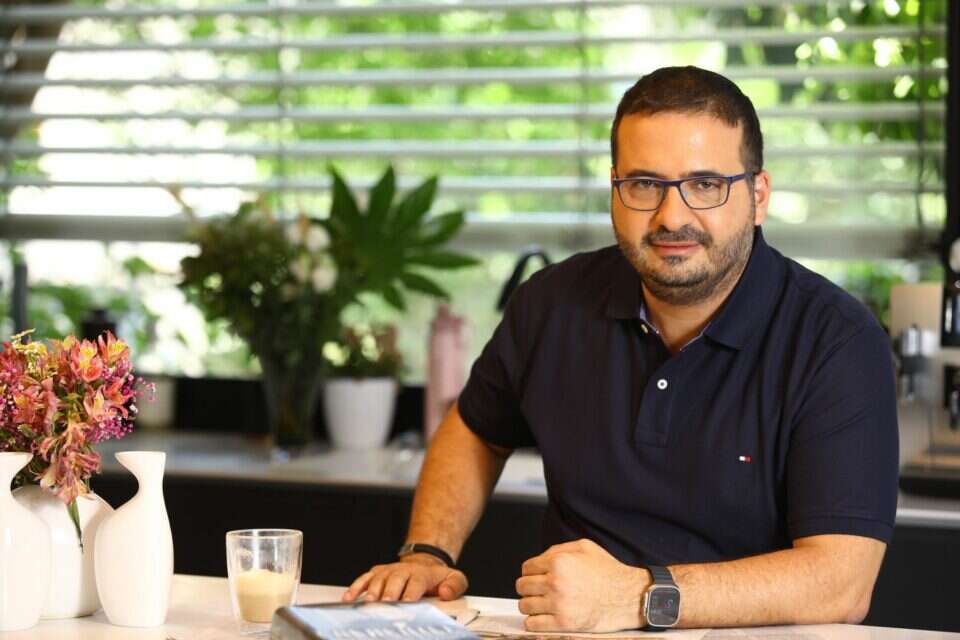 עופר ינאי. בעלים חדש להפועל ת"א
