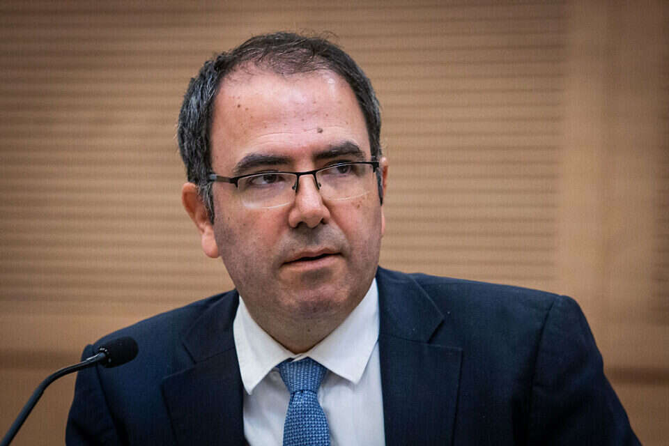 ד"ר גיל לימון , אורן בן חקון