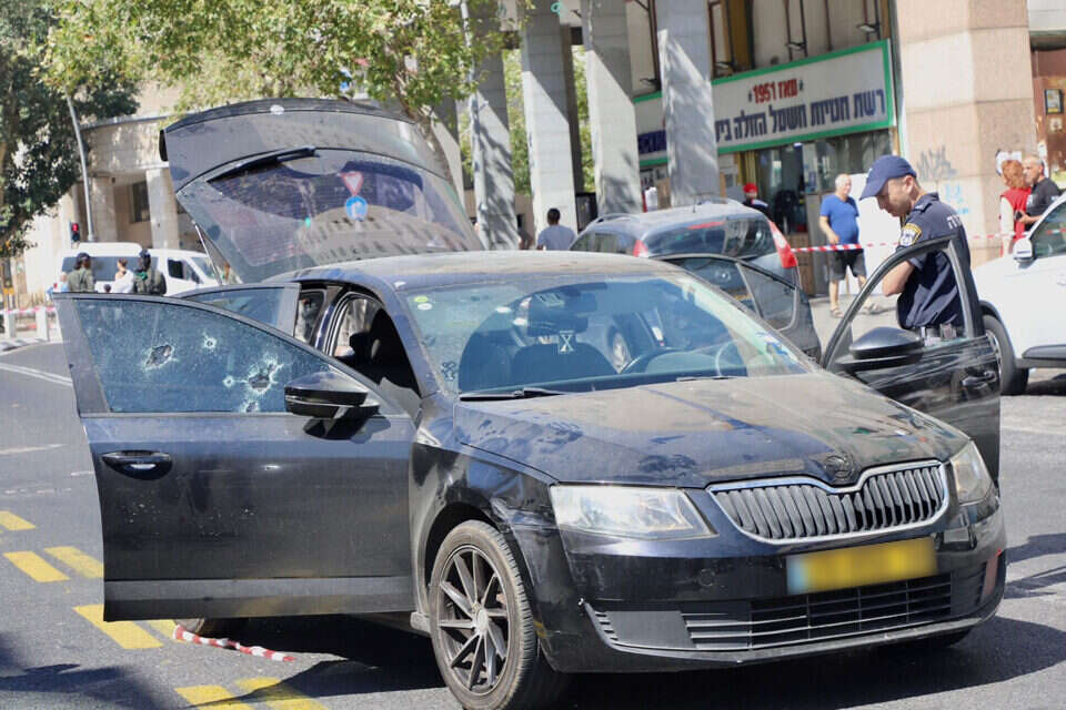 ניסיון חיסול לאור יום בחיפה ,