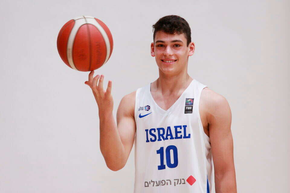 עומר מאייר. יוביל את הנבחרת , קובי אליהו 