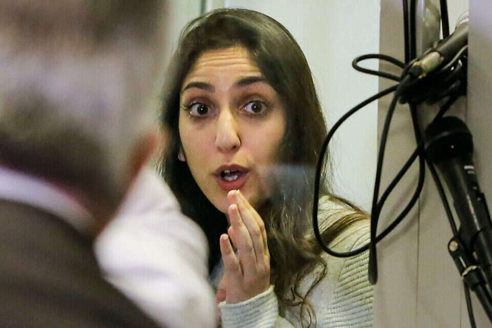 נעמה יששכר , AP