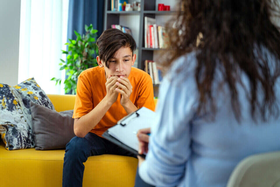  ילד בטיפול פסיכולוגי , gettyimages