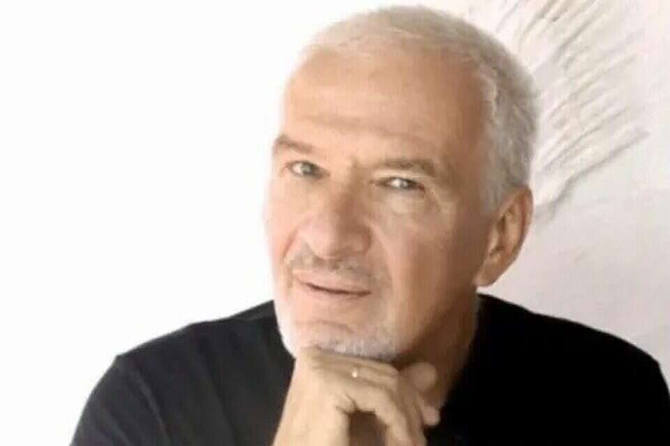 ד"ר צבי לירז , זואי גרינדאה