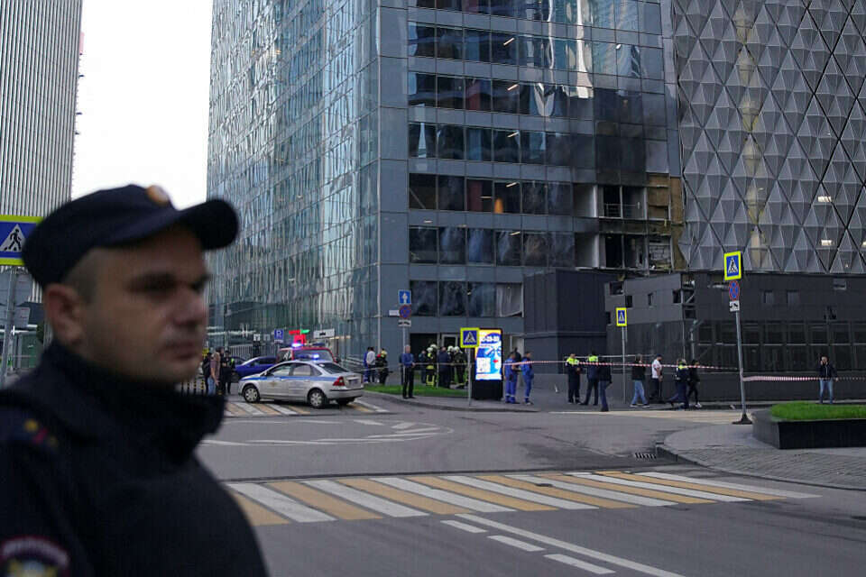 תוצאות של פגיעת אחד הכטב"מים, הבוקר במוסקבה , רויטרס