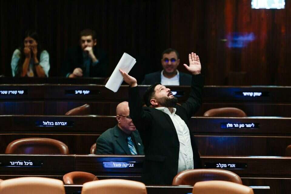 אושר סופית: הגדרת עבירות חדשות של גביית דמי חסות לצורך צמצום תופעת הפרוטקשן