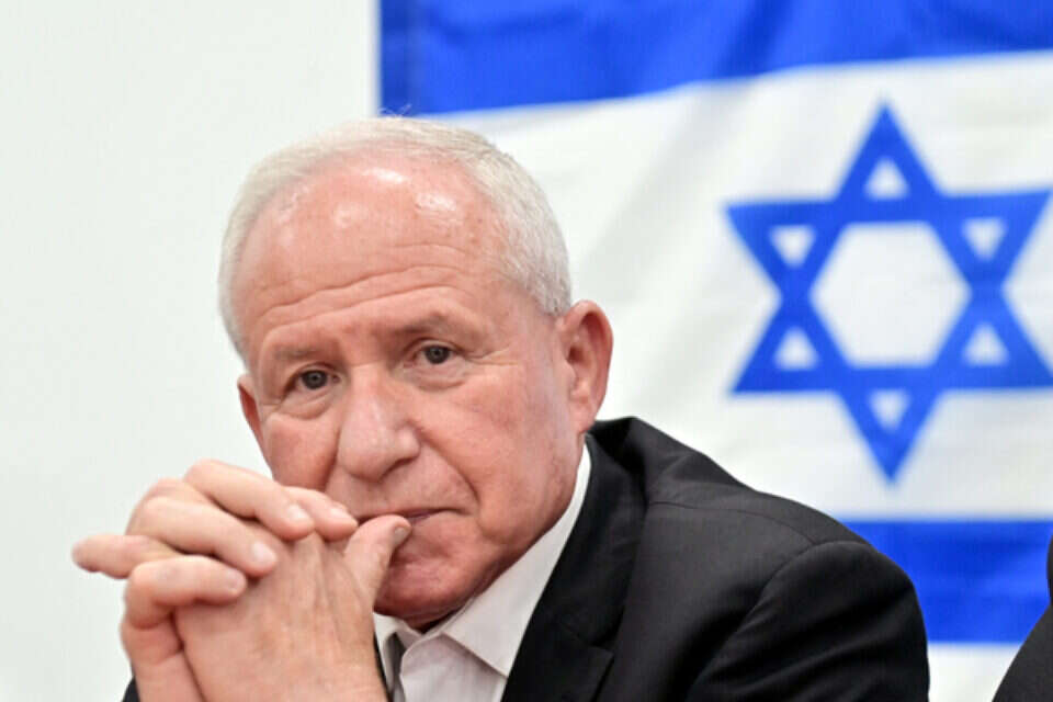 שר החקלאות אבי דיכטר