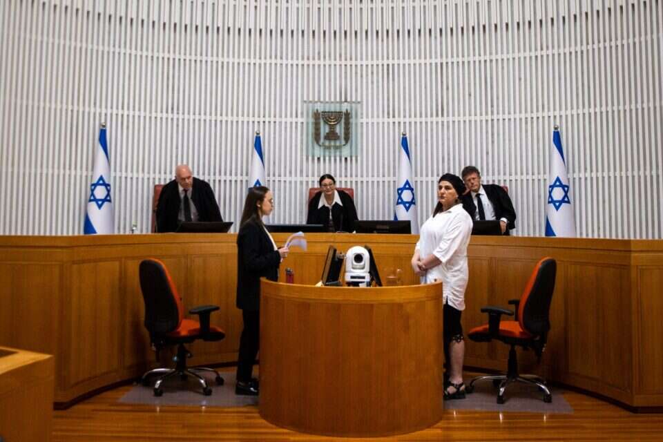 שופטי בג"ץ בפתח הדיון