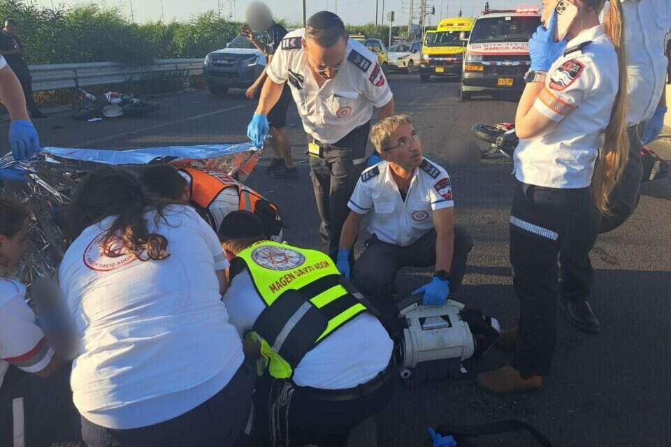 תאונת דרכים בין שני אופנועים באשדוד , תיעוד מבצעי מד"א