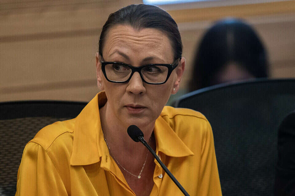 ח"כ מלינובסקי, תציג יחד עם לוין ורוטמן את חוק הנוח'בות , אורן בן חקון
