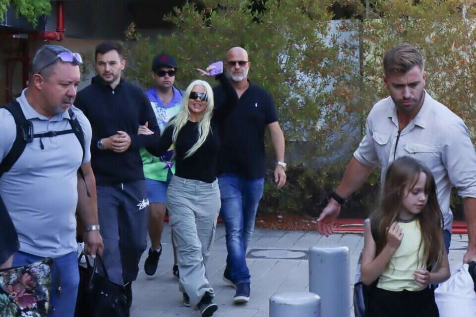 וולקאם! אגילרה בישראל , ניר פקין