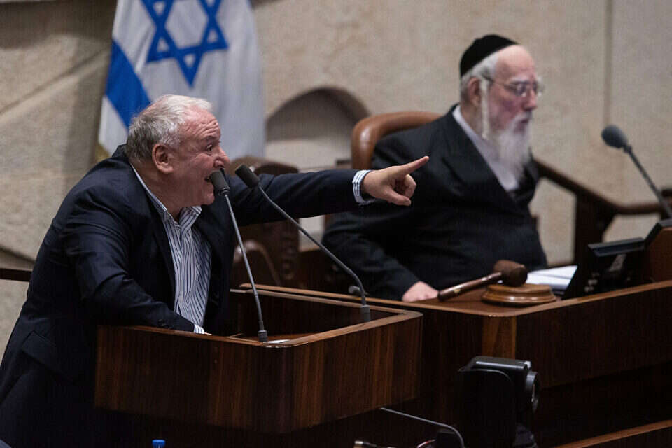 דודי אמסלם (ארכיון) , אורן בן חקון