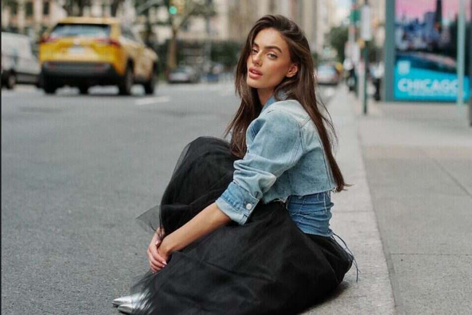 "הצילומים היום הם תיקון בשבילי". שלביה בניו יורק , בן אברבנל, מתוך קמפיין רנואר