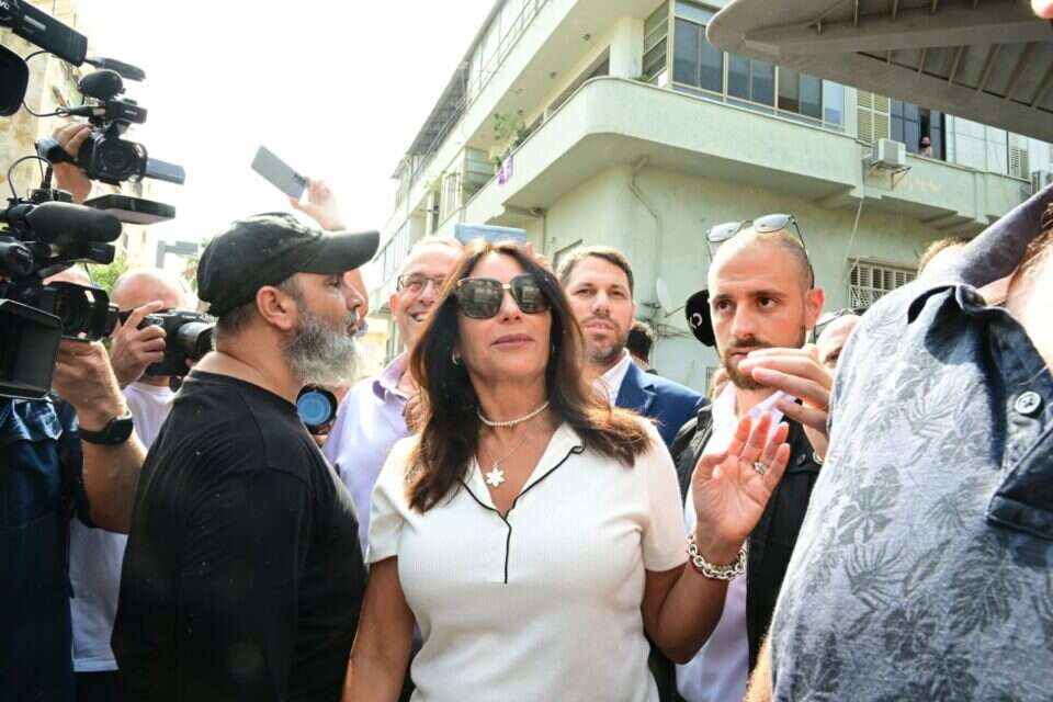 מירי רגב בנסיעה הראשונה של הרכבת הקלה, אשתקד , יוסי זליגר