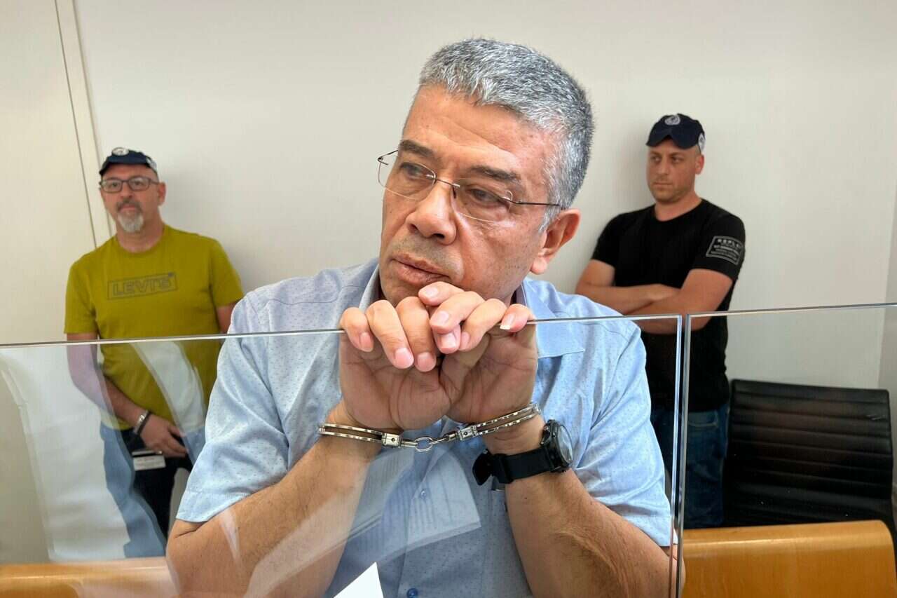 The head of a council was convicted of aiding extortion by threats: "We will ask that he sit in prison"