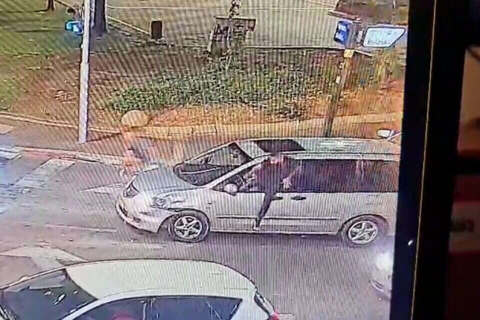 גנבי הרכב נמלטים מהמשטרה , דוברות המשטרה