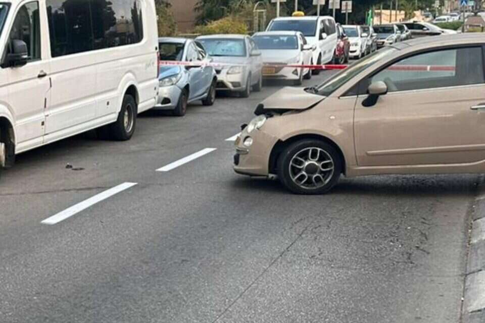 תמונה של הרכב הפוגע בטירת הכרמל , משטרת ישראל