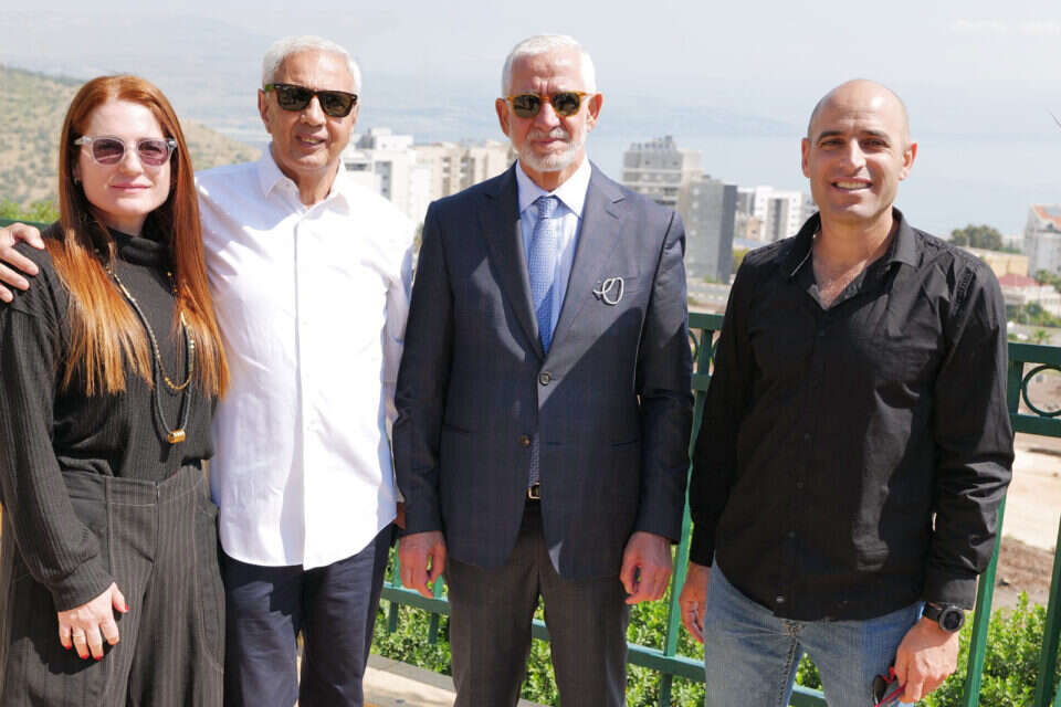 מאירי (מימין) לצד חיים טייב, ד"ר רמי סולימני וד"ר מירב גלילי