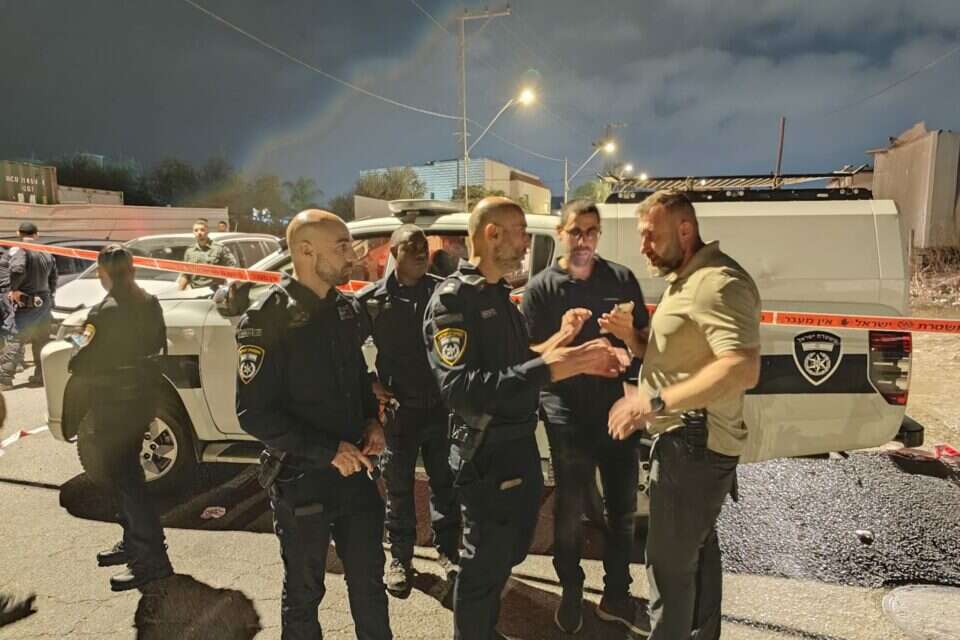 כוחות משטרה בזירת האירוע ברהט