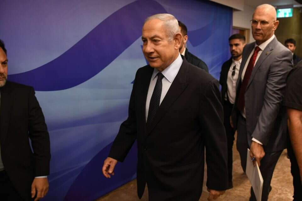 ראש הממשלה נתניהו בדרכו לישיבת הממשלה , שריה דיאמנט