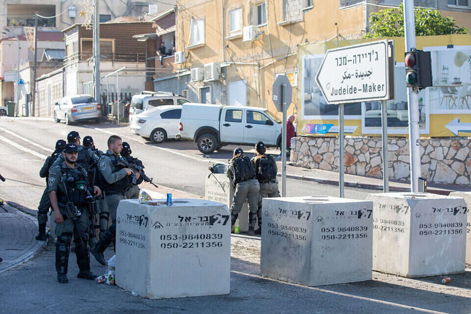 מחסום מג"ב בכניסה לג'דידה מכר (ארכיון) , מישל דוט קום