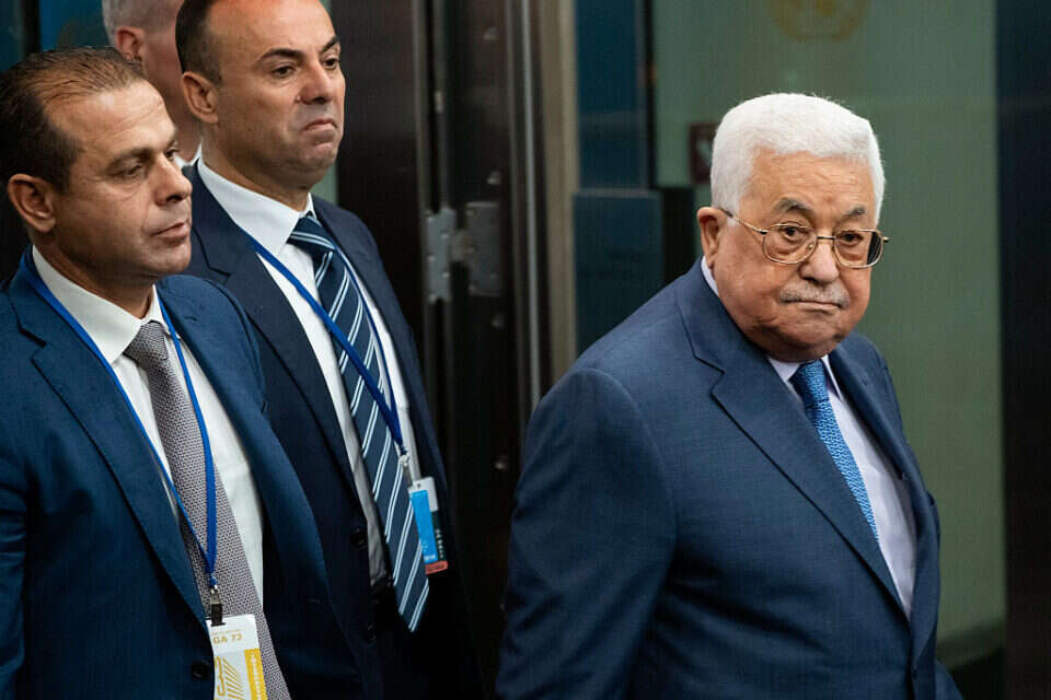 התקשה לגנות את הטבח, יו"ר הרשות הפלשתינית אבו מאזן , אי.פי
