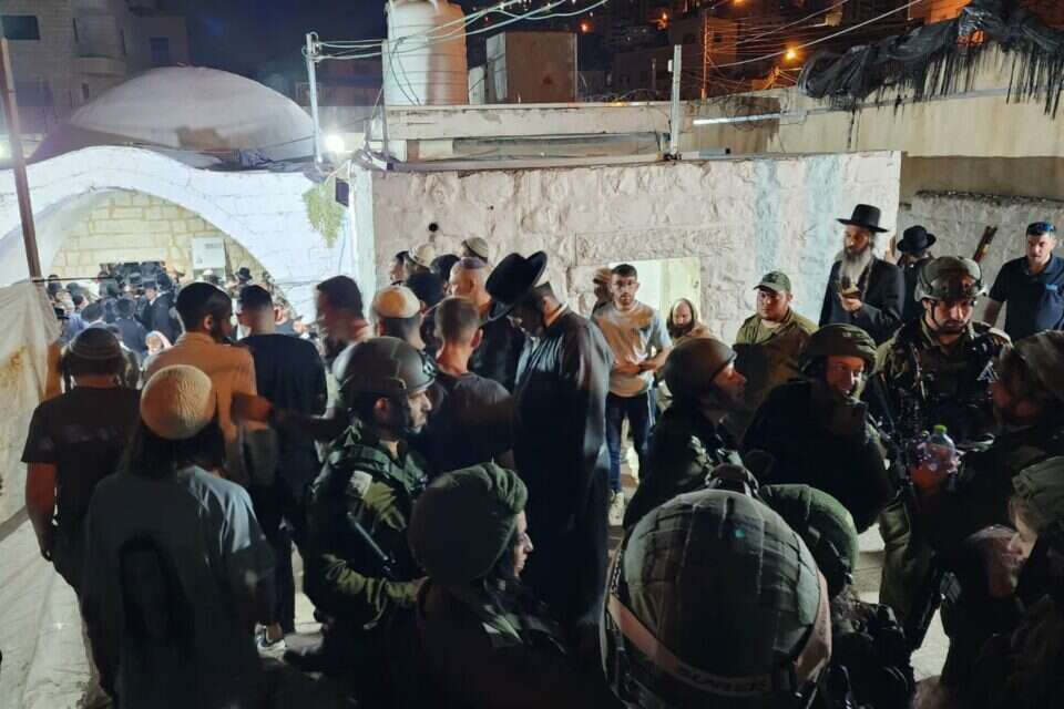 כוחות צה"ל בקבר יוסף בשכם , איתן שויבר/TPS