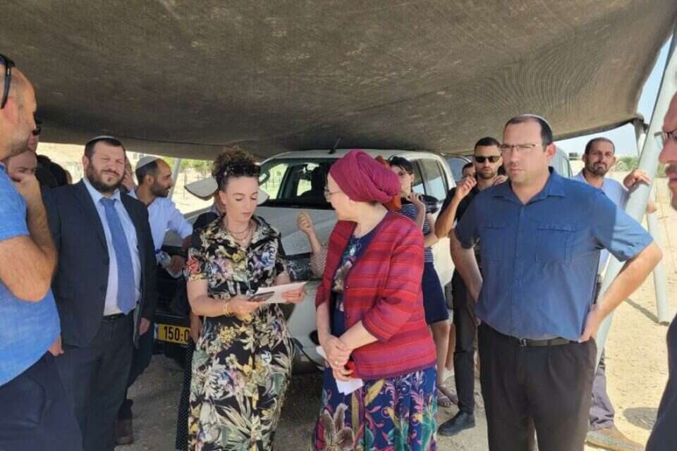 "מתנגדים להכחשת ההיסטוריה", חברי השדולה ביריחו , 