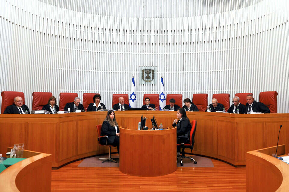 הרכב 15 שופטים. בג"ץ