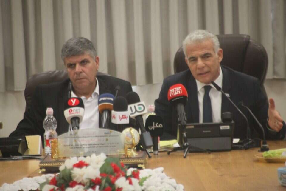 לפיד בסיור באום אל פאחם , שמואל בוכריס