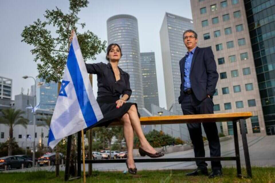 הרב חיים נבון והסופרת אמילי מואטי. במשפחה יש את המריבות הכי קשות  , אריק סולטן
