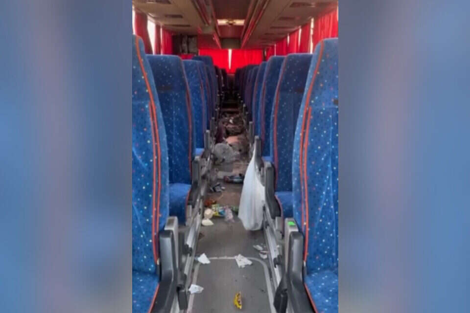 "פראי אדם". הלכלוך באוטובוסים באומן , ללא