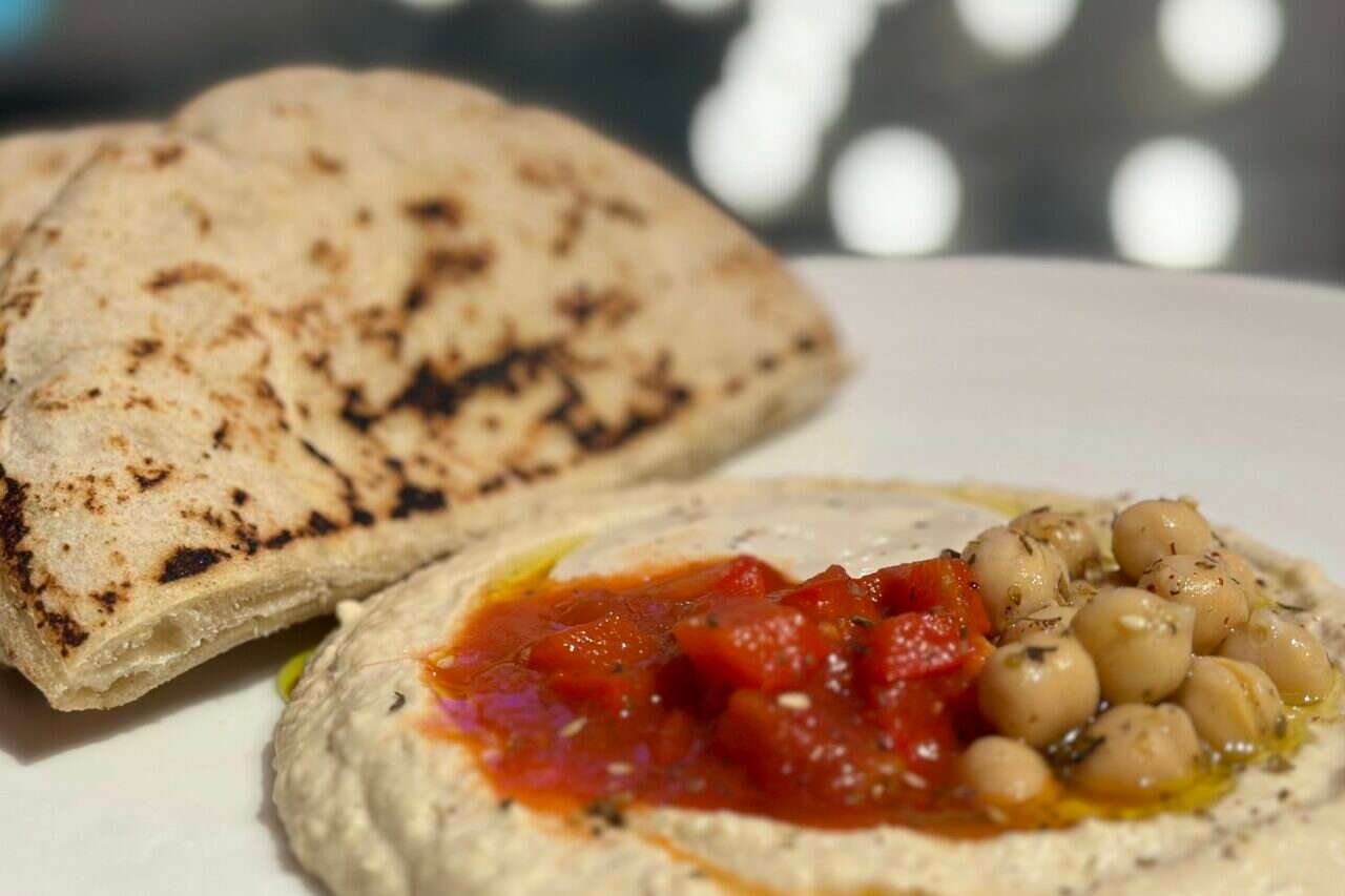 בזכות סביח וחומוס: מסעדה כשרה ראשונה באירלנד הפכה יעד מסעיר | ישראל היום